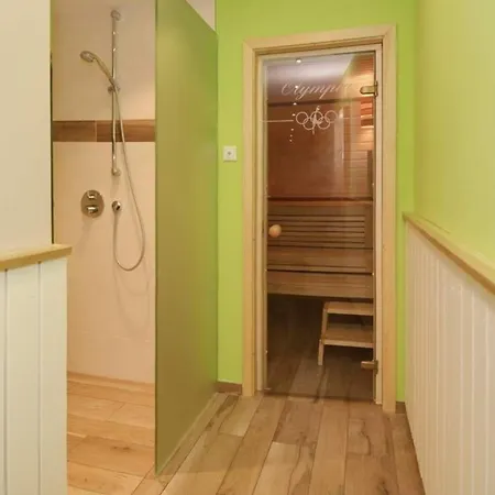 Olympia Haus 3, Whg 27 *